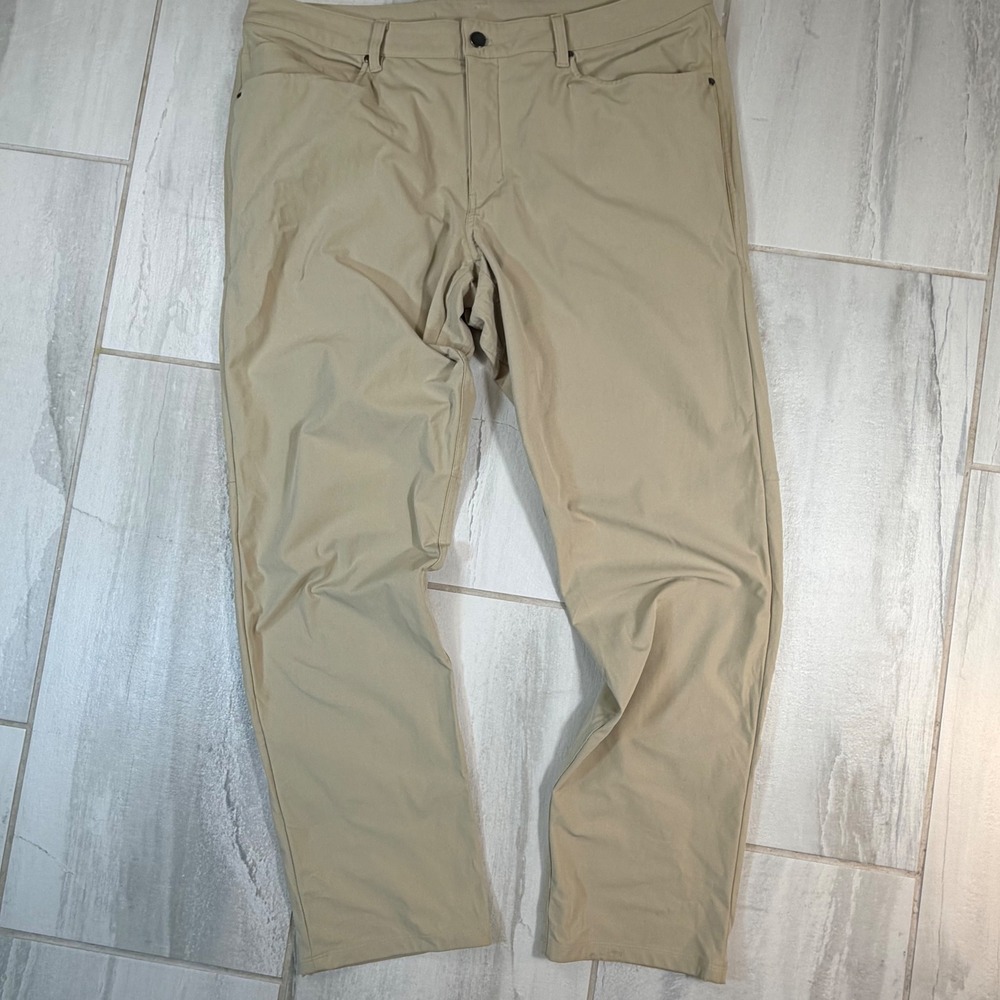 Lululemon ABC Classic-Fit Pant 32 Warpstreme Tan Khaki Mens Size 38 LM5ADES